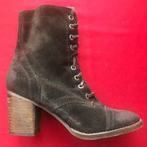 Unworn Steve Madden Boots